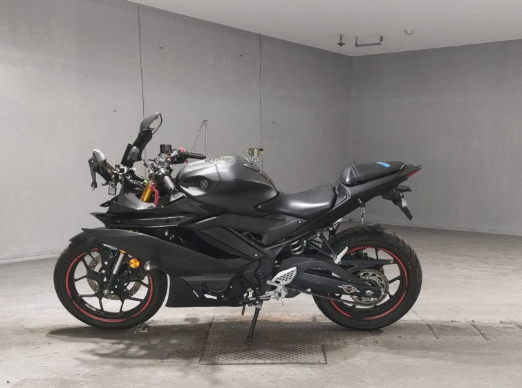 Мотоцикл Yamaha YZF-R25