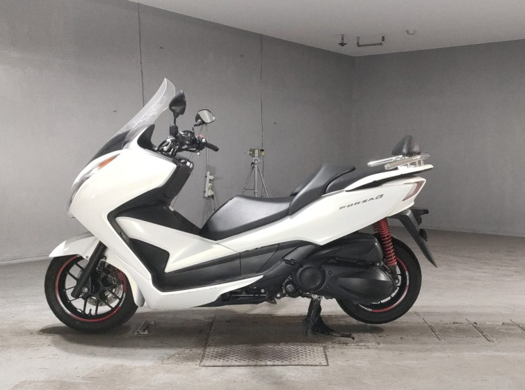 Мотоцикл Honda FORZASI с пробегом 38811 km