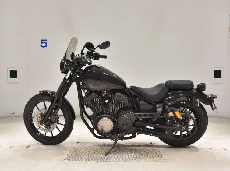 Мотоцикл Yamaha BOLT 950RA с пробегом 2993 km