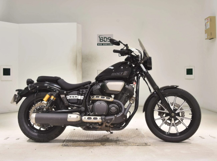 Мотоцикл Yamaha BOLT 950RA с пробегом 2993 km