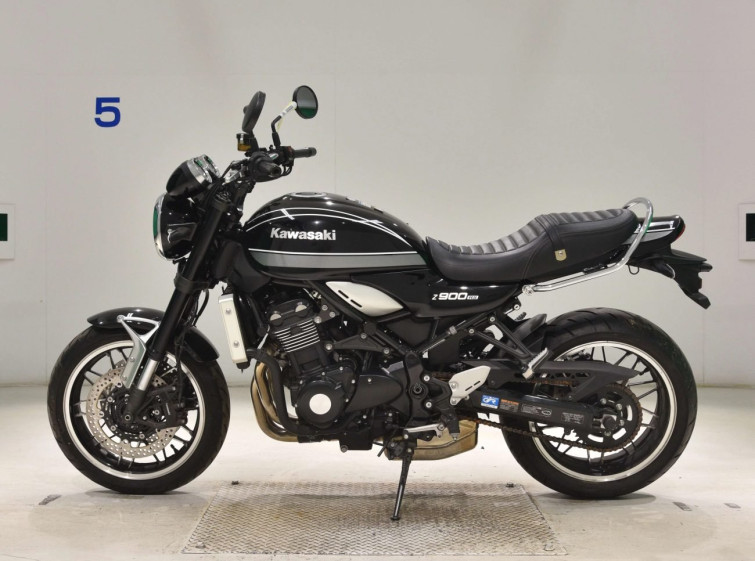 Мотоцикл Kawasaki Z900RS с пробегом 1974 km