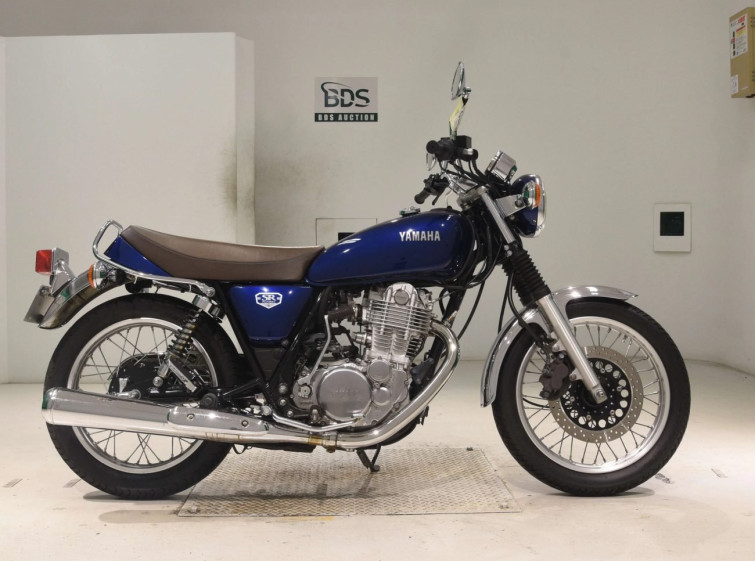 Мотоцикл Yamaha SR400 с пробегом 4479 km