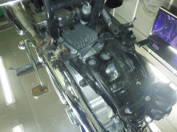Мотоцикл Yamaha SR400 с пробегом 4479 km