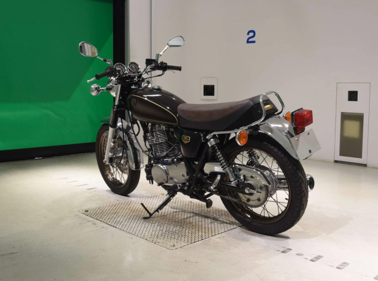Мотоцикл Yamaha SR400 з пробігом 12081 km