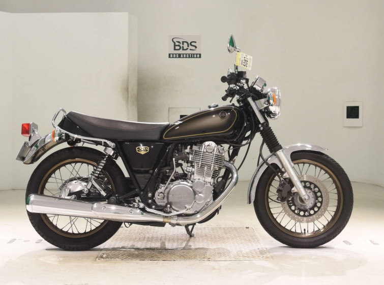 Мотоцикл Yamaha SR400 з пробігом 12081 km