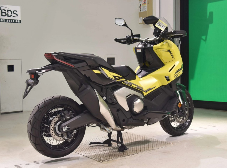 Мотоцикл Honda X-ADV750-2 с пробегом 5391 km