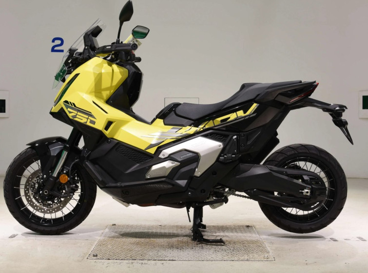 Мотоцикл Honda X-ADV750-2 с пробегом 5391 km