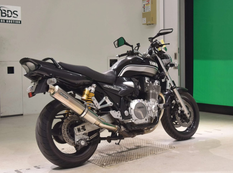 Мотоцикл Yamaha XJR1300 з пробігом 39148 km