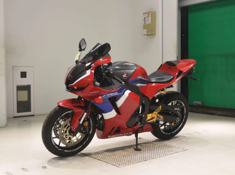 Мотоцикл Honda CBR600RR с пробегом 8512 km