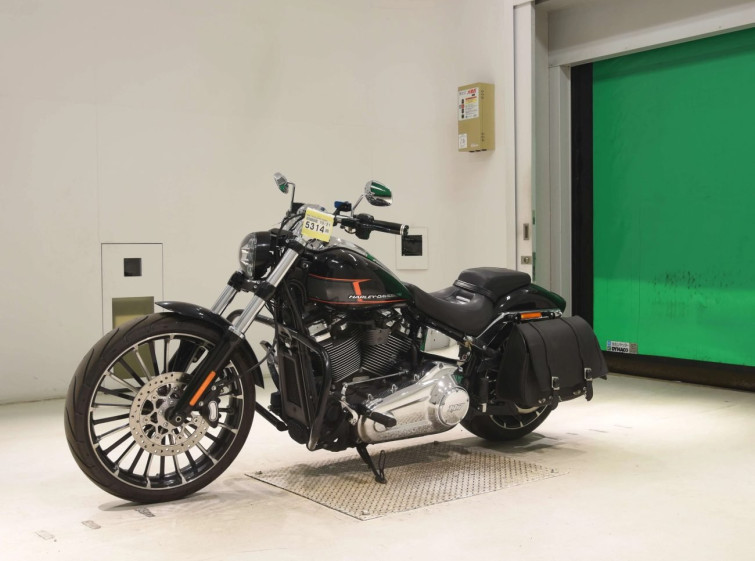 Мотоцикл HD FXBR1920 с пробегом 24932 km