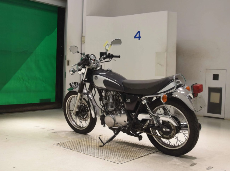 Мотоцикл Yamaha SR400 с пробегом 16492 km