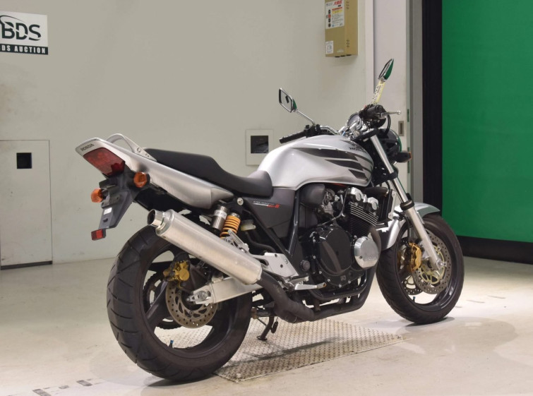 Мотоцикл Honda CB400SFV
