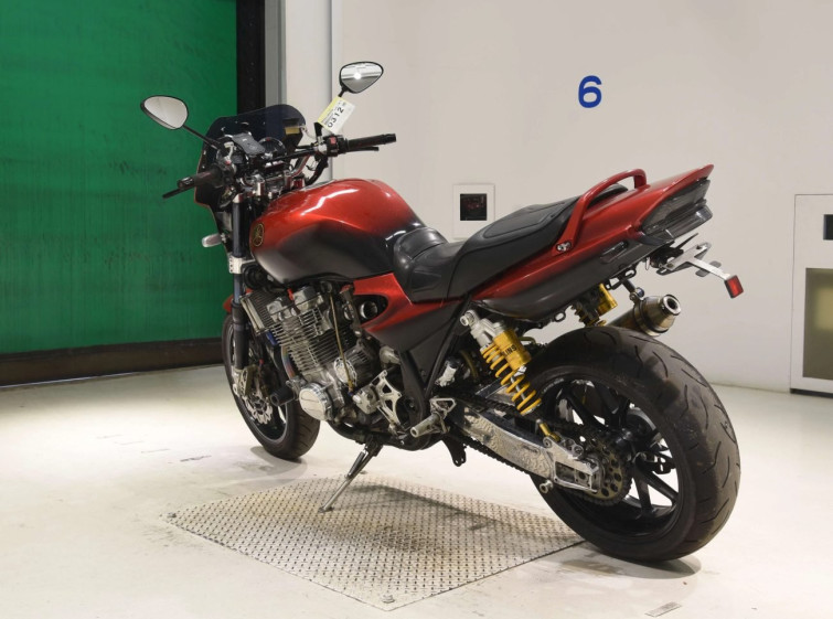 Мотоцикл Yamaha XJR1300 з пробігом 81673 km