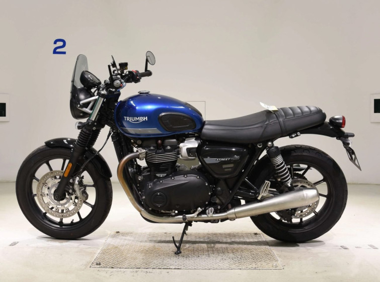 Мотоцикл Triumph STREET TWIN с пробегом 12691 km