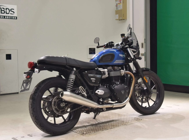 Мотоцикл Triumph STREET TWIN с пробегом 12691 km