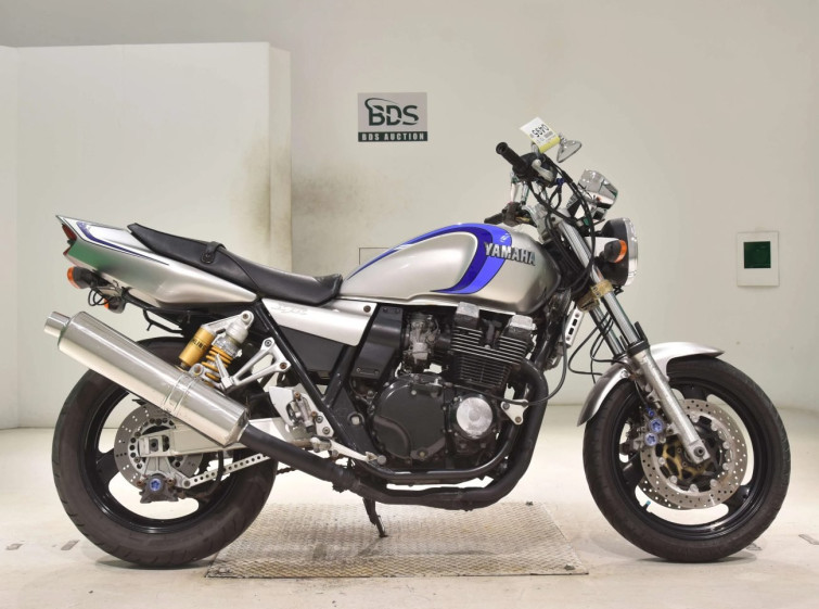 Мотоцикл Yamaha XJR400 з пробігом 43368 km