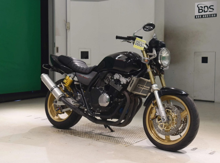 Мотоцикл Honda CB400SFV с пробегом 3371 km