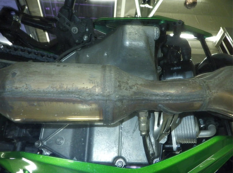 Мотоцикл Kawasaki Z H2 SE с пробегом 8254 km