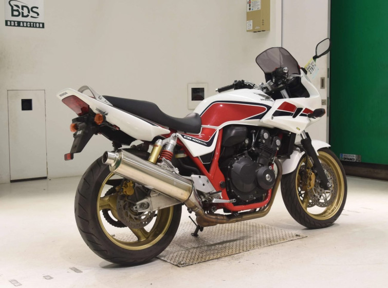 Мотоцикл Honda CB400SF BOLDOR з пробігом 13953 km