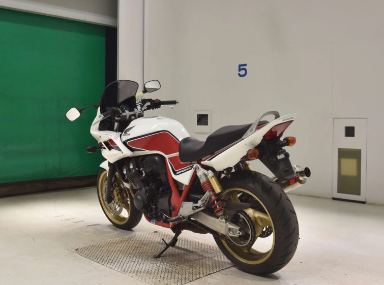 Мотоцикл Honda CB400SF BOLDOR з пробігом 13953 km