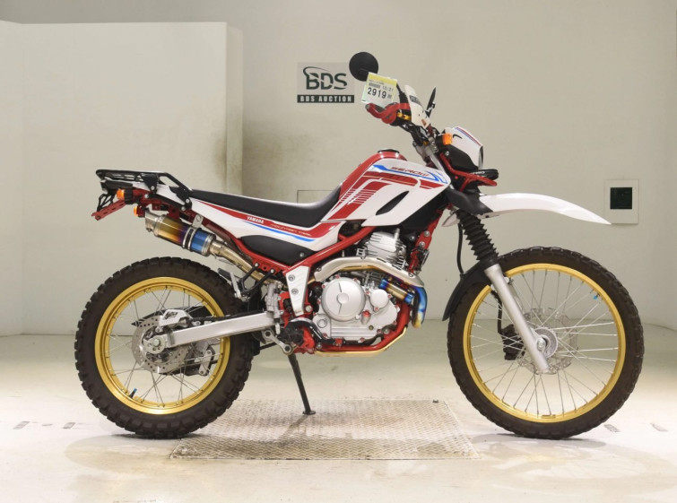 Мотоцикл Yamaha SEROW XT250 з пробігом 2984 km