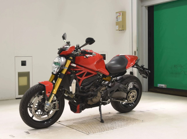 Мотоцикл Ducati MONSTER 1200S з пробігом 31445 km