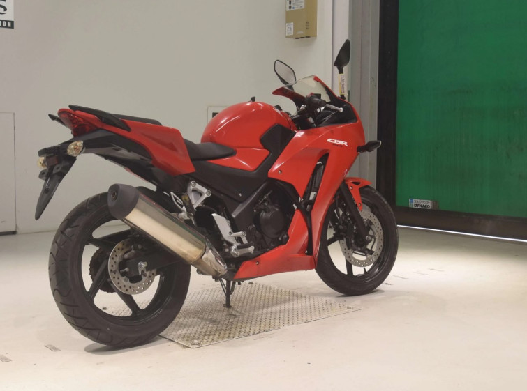 Мотоцикл Honda CBR250RA з пробігом 9762 km