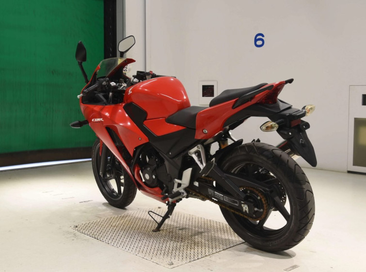 Мотоцикл Honda CBR250RA з пробігом 9762 km