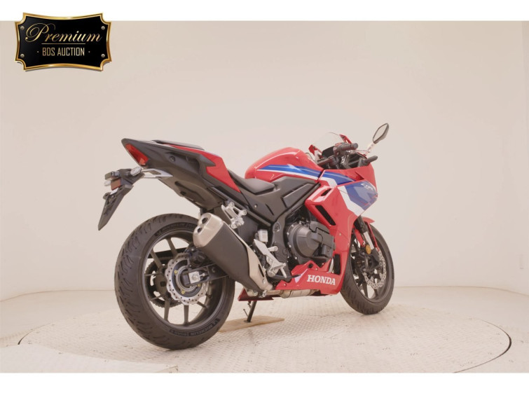 Мотоцикл Honda CBR400R-3