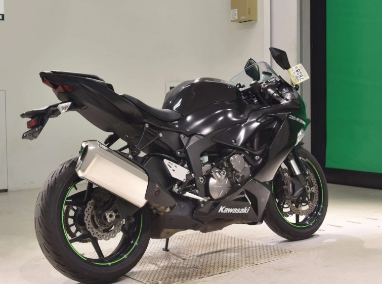 Мотоцикл Kawasaki ZX-6RA с пробегом 64978 km