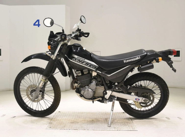 Мотоцикл Kawasaki SUPER SHERPA