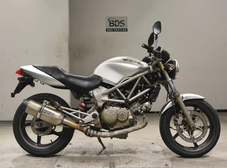Мотоцикл Honda VTR250 с пробегом 70959 km