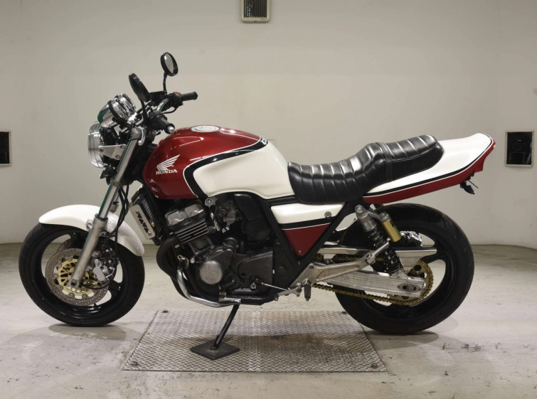 Мотоцикл Honda CB400SF с пробегом 6887 km