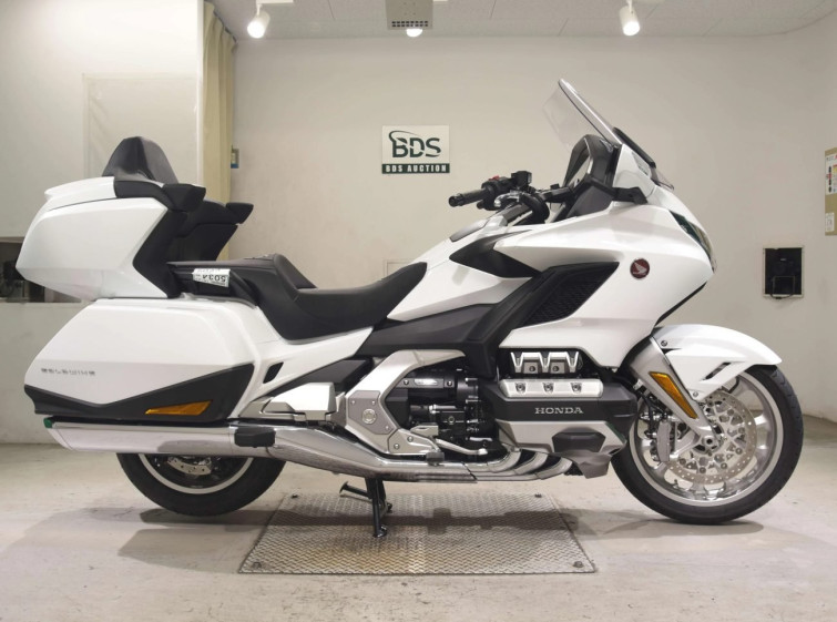 Мотоцикл Honda GL1800 TOUR D с пробегом 11 km