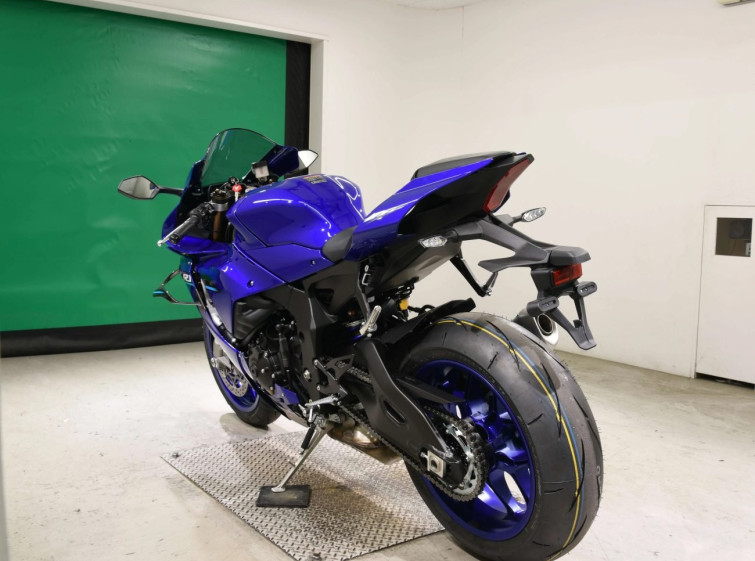 Мотоцикл Yamaha YZF-R1