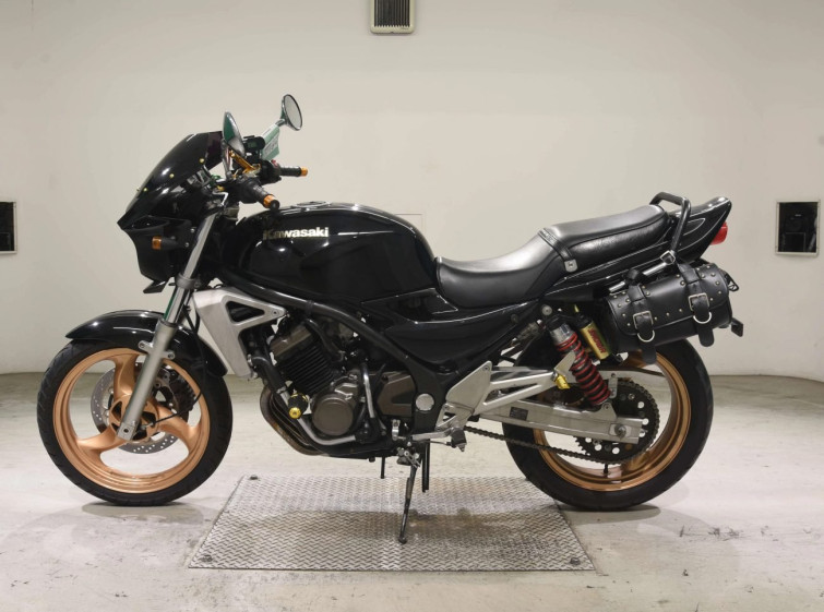 Мотоцикл Kawasaki BALIUS ZR250 з пробігом 30437 km