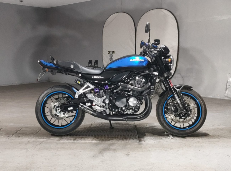 Мотоцикл Kawasaki Z900RS с пробегом 3759 km