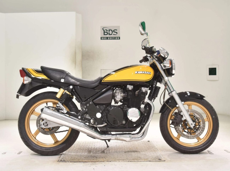 Мотоцикл Kawasaki ZEPHYR400 с пробегом 8208 km