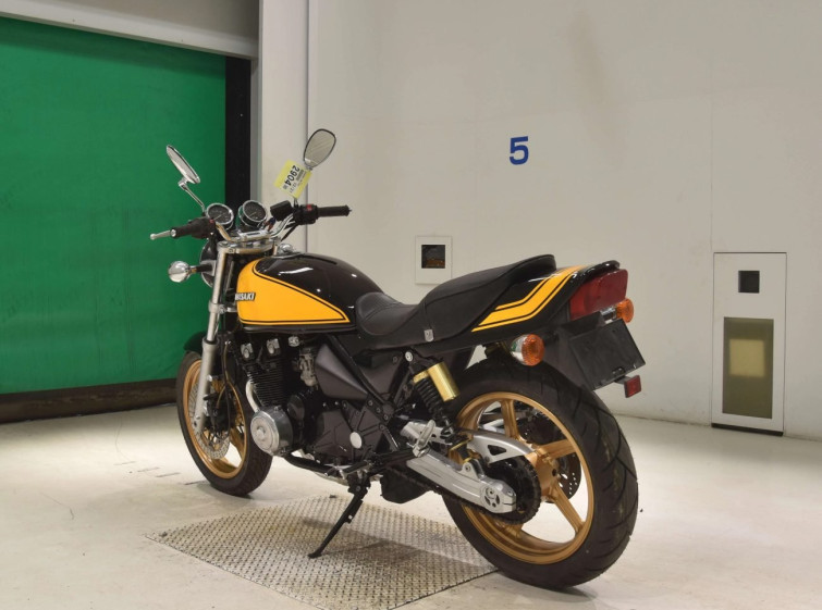 Мотоцикл Kawasaki ZEPHYR400 с пробегом 8208 km