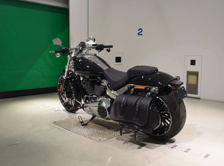 Мотоцикл HD FXBR1920 с пробегом 286 km