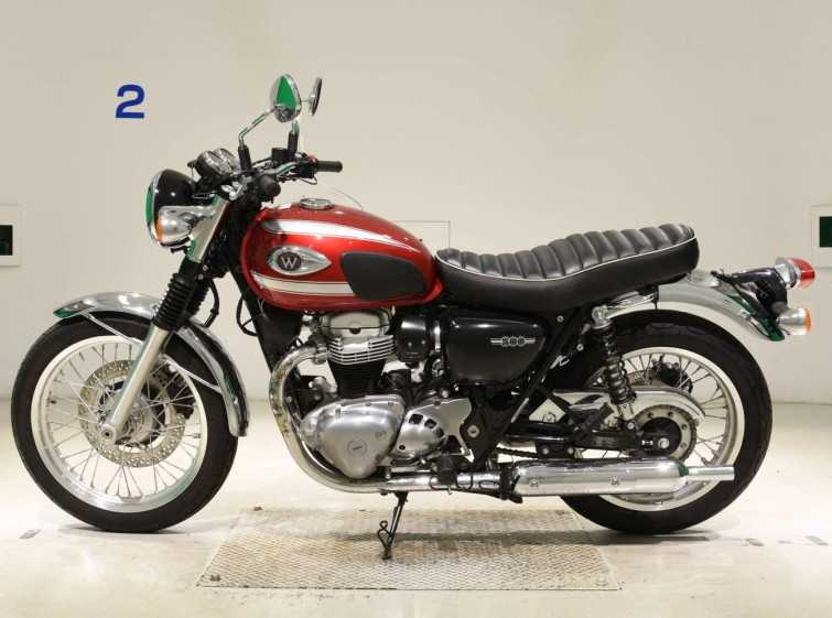 Мотоцикл Kawasaki W800 с пробегом 3842 km
