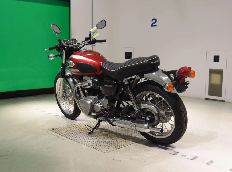 Мотоцикл Kawasaki W800 с пробегом 3842 km