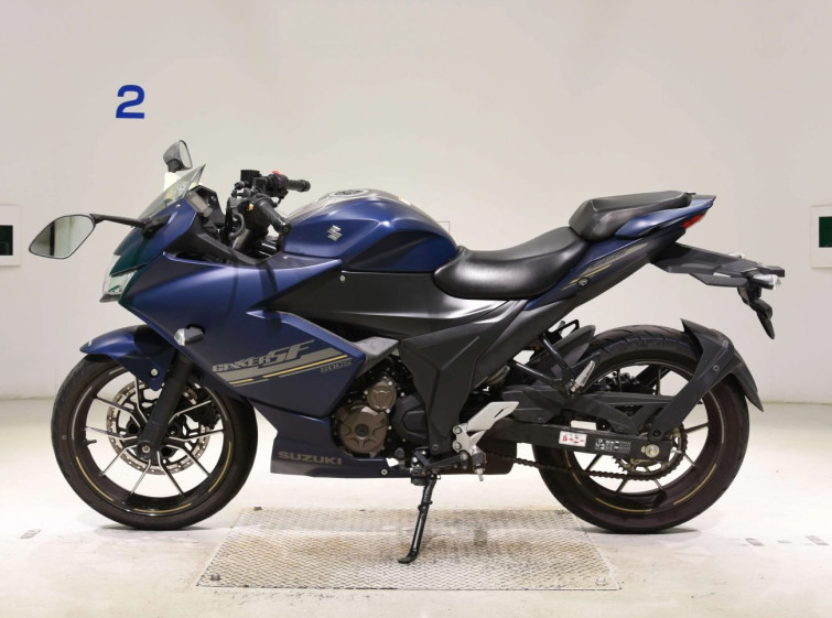 Мотоцикл Suzuki GIXXER SF250 з пробігом 10688 km