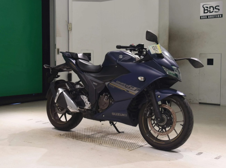 Мотоцикл Suzuki GIXXER SF250 з пробігом 10688 km
