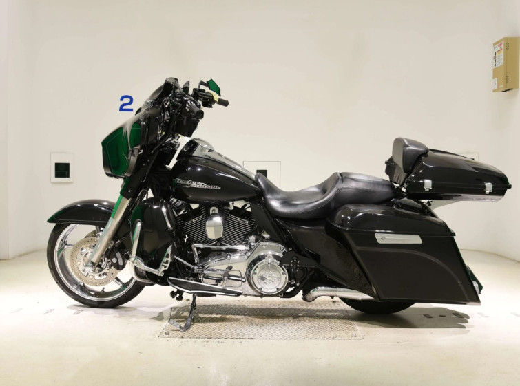 Мотоцикл HD SREET GLIDE FLHXS1690 с пробегом 46735 km