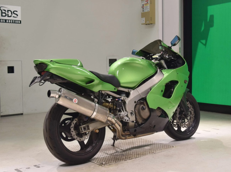 Мотоцикл Kawasaki NINJA ZX-9R с пробегом 61360 km