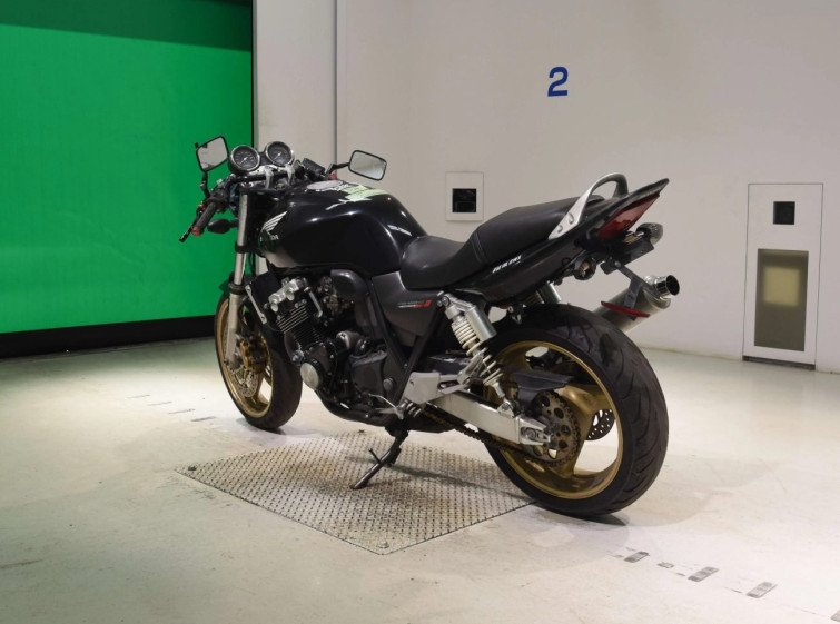 Мотоцикл Honda CB400SFV с пробегом 61673 km