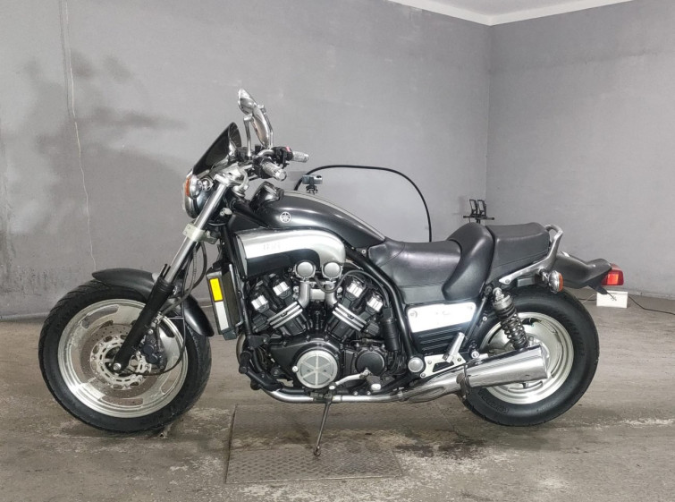 Мотоцикл Yamaha V-MAX1200 с пробегом 33726 km