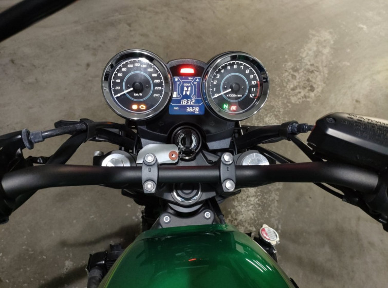 Мотоцикл Kawasaki Z650RS с пробегом 3828 km