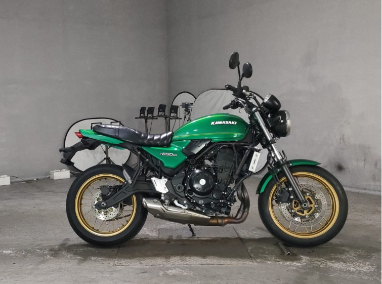 Мотоцикл Kawasaki Z650RS с пробегом 3828 km